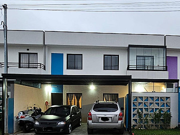 Casa em Condom�nio � Venda